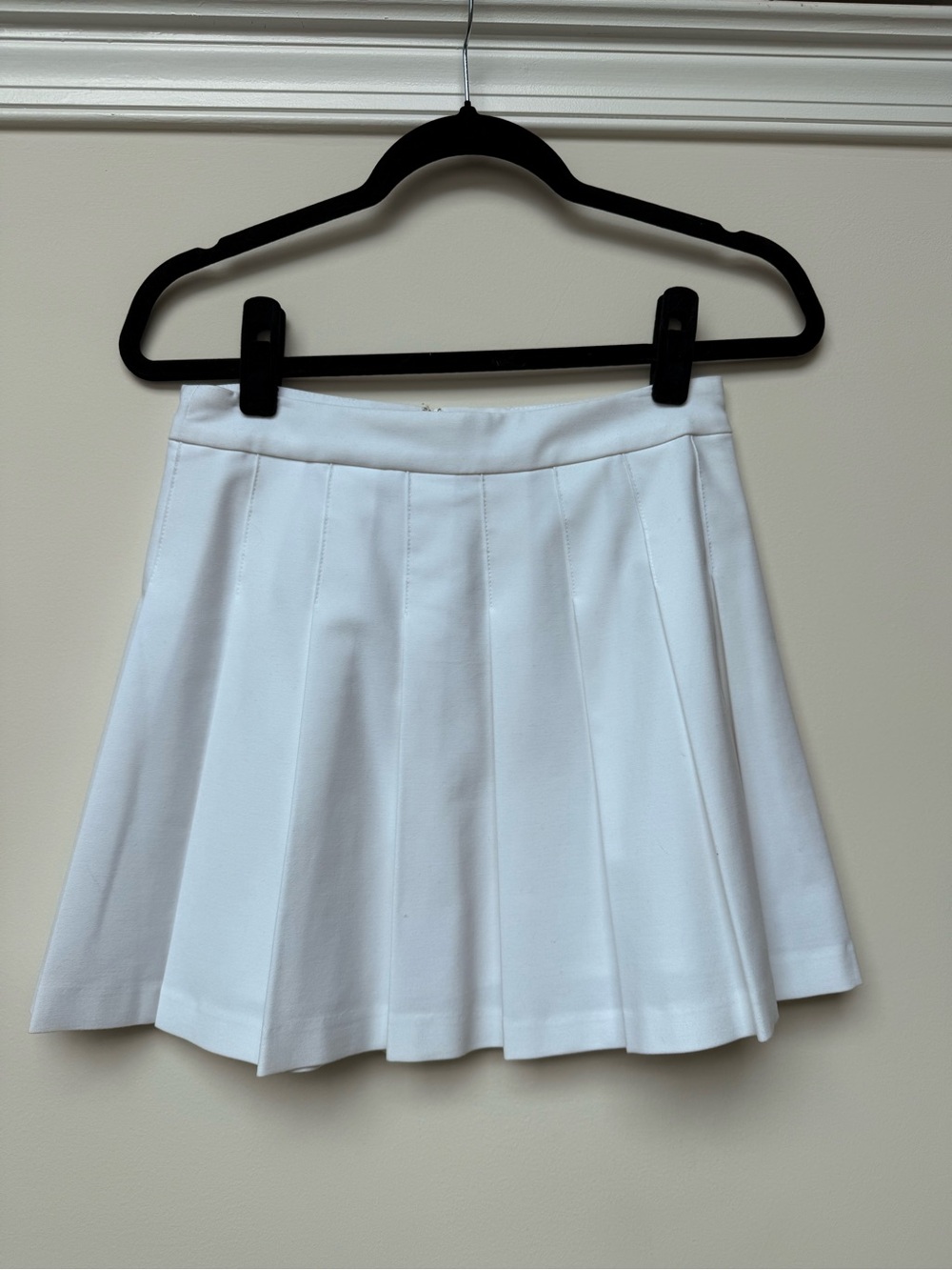 Aritzia Sunday Best Pleated White Tennis Skirt